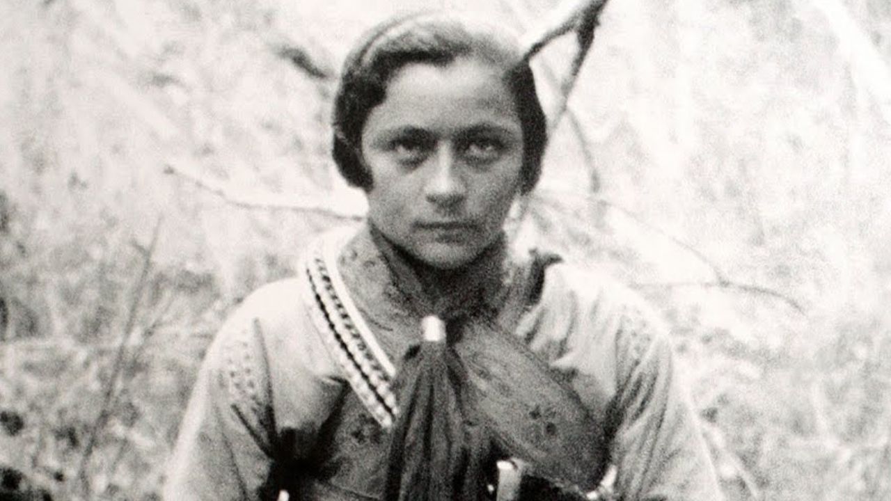 Cangaço, joias e fim brutal: A trajetória de Maria Bonita, segundo biógrafa