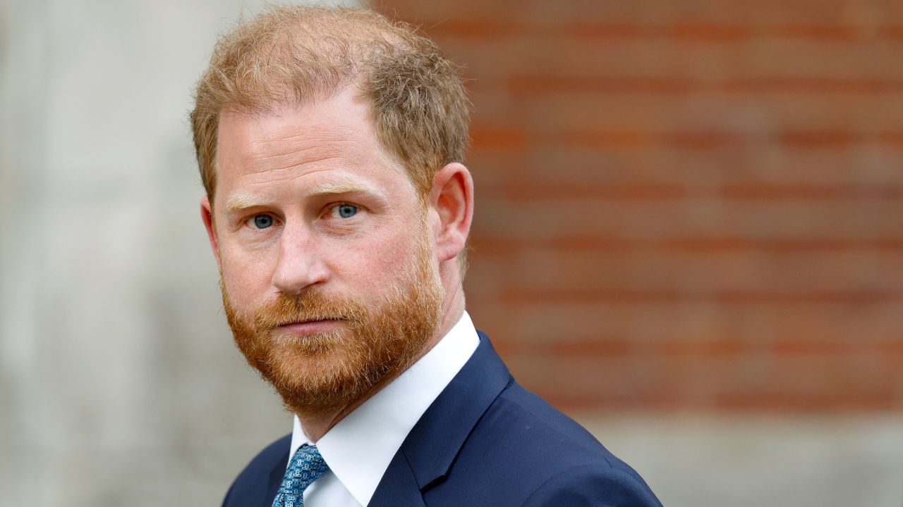 Harry explica por que ele e Meghan Markle ‘foram forçados’ a deixar a realeza