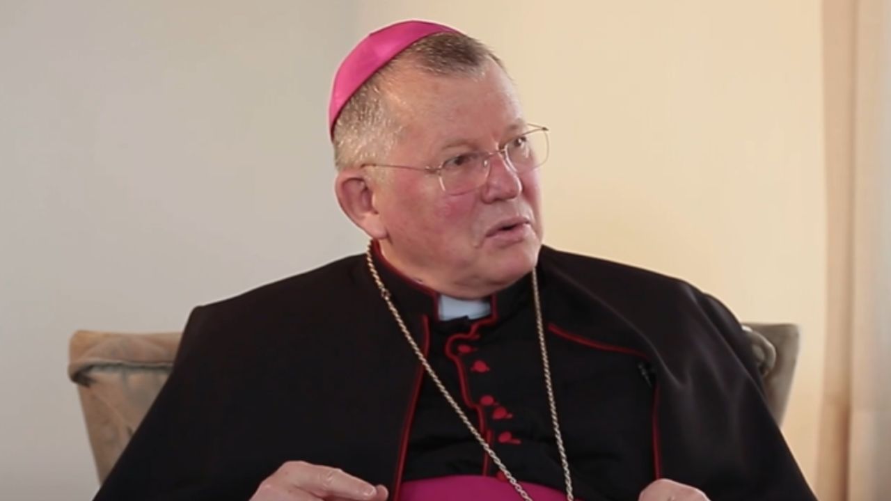 ‘Filme não reflete o que estou vivendo’, diz cardeal brasileiro que votará no conclave