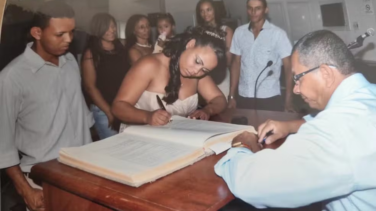 Na Bahia, mulher ‘descobre’ que é casada com o próprio cunhado