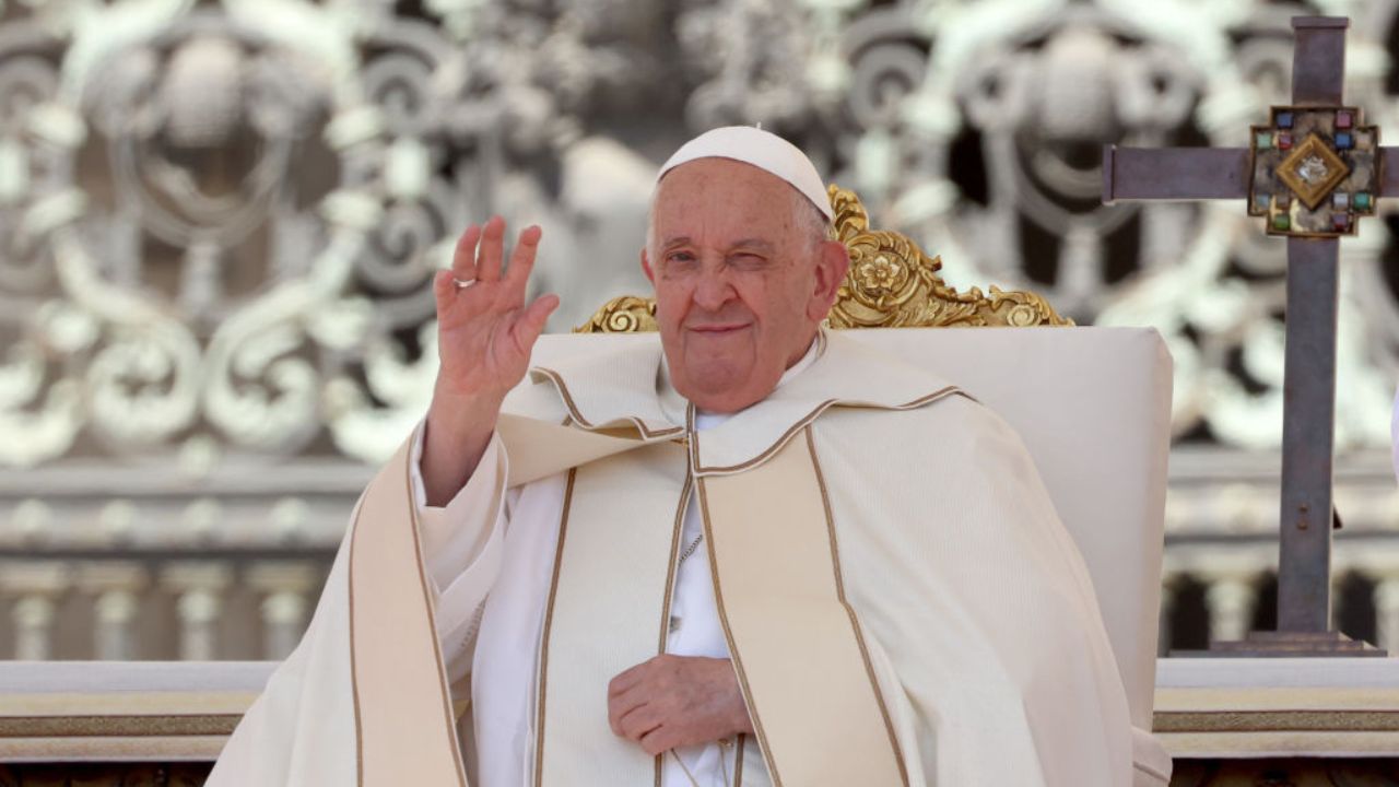 Velório do papa é aberto — e 20 mil pessoas devem se despedir do pontífice