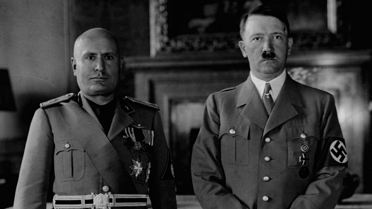 Relação entre Mussolini e Hitler é detalhada em novo livro