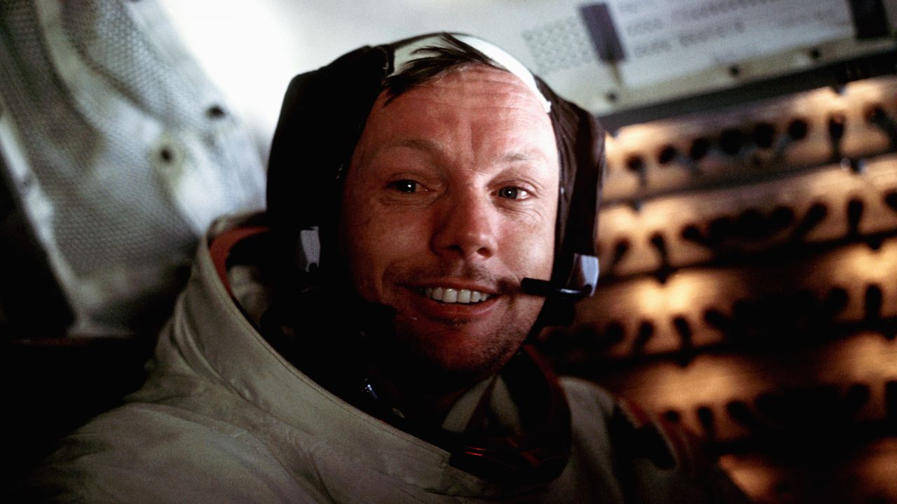 ‘Um pequeno passo para o homem’: As teorias por trás da frase de Neil Armstrong