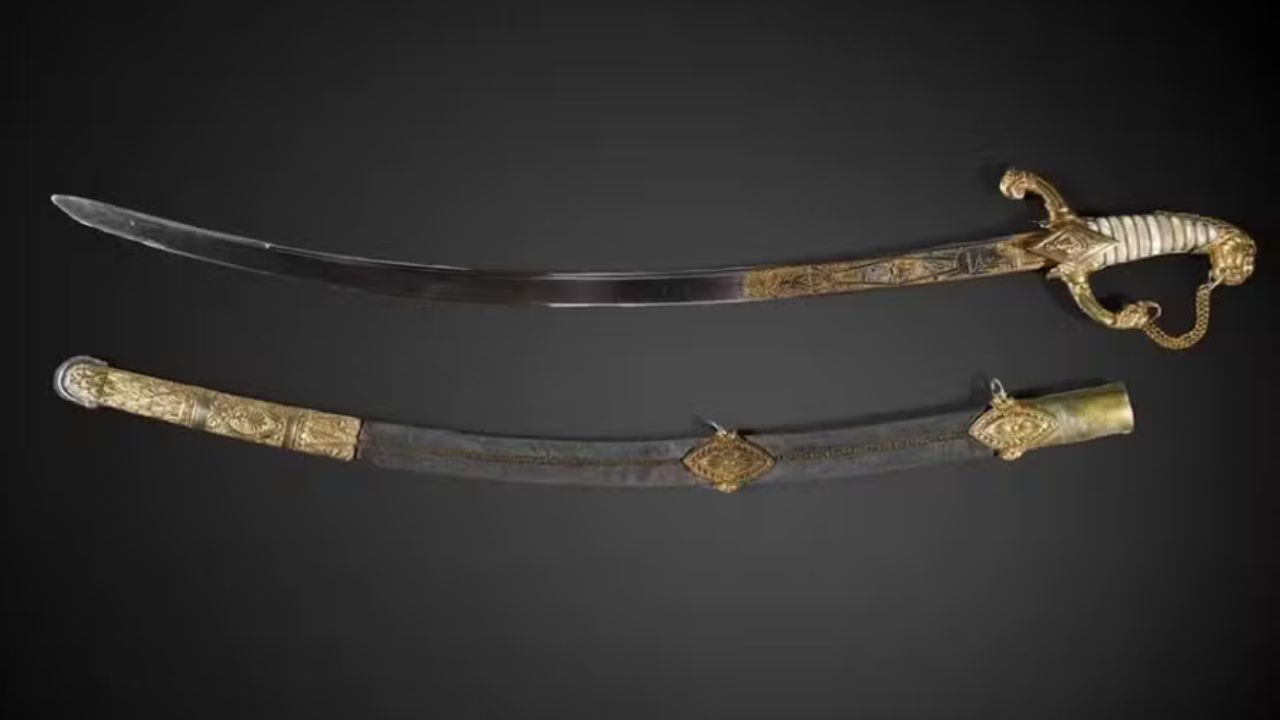Espada encomendada por Napoleão vai a leilão em Paris