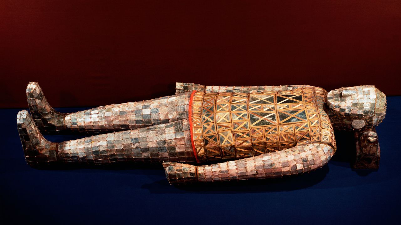 Traje funerário de jade: O curioso enterro da família imperial Han