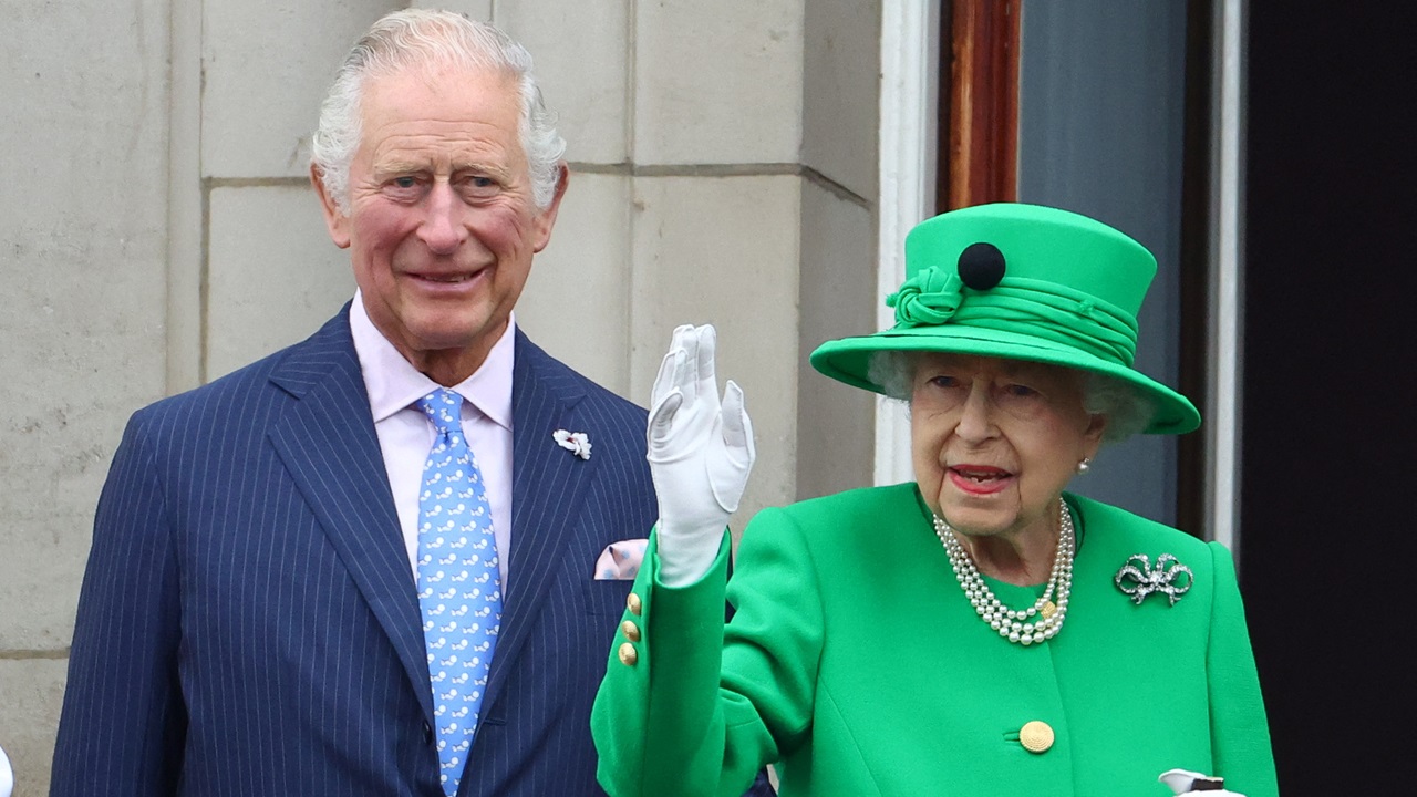Rei Charles III acumula fortuna recorde e ultrapassa Rainha Elizabeth II