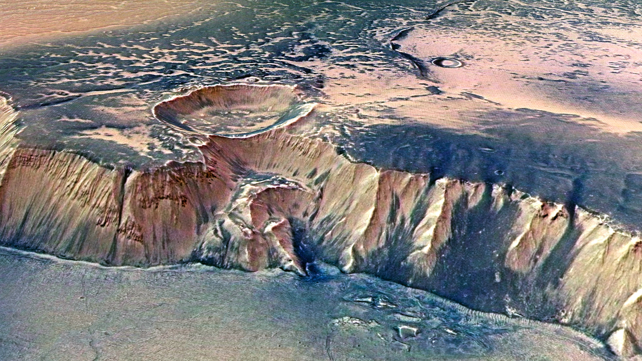Cientistas encontram novos indícios de oceano subterrâneo em Marte