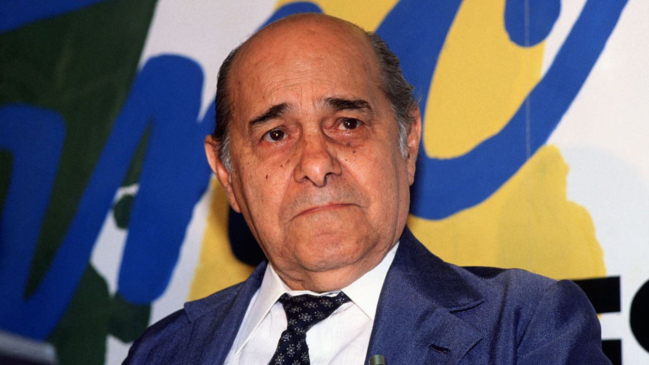 Médico de Tancredo Neves relembra polêmica causa de sua morte
