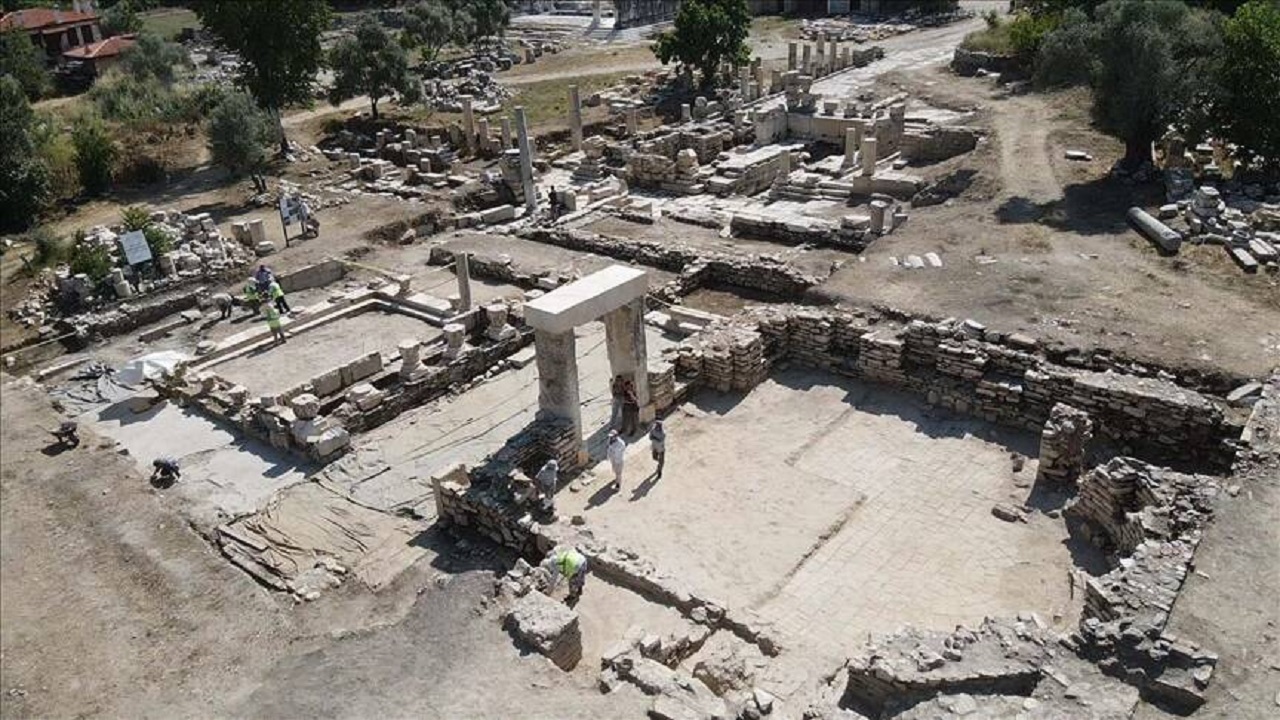 Arqueólogos descobrem rara biblioteca da Antiguidade em cidade turca