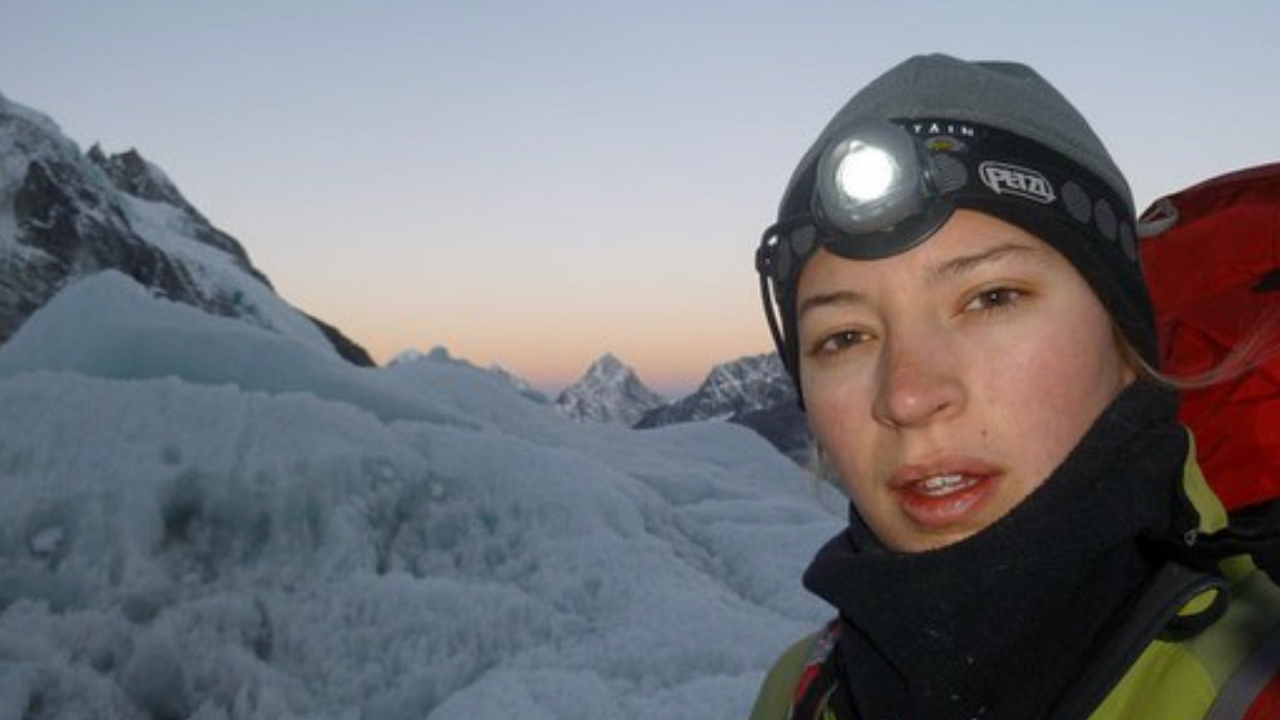 Congelada, semiconsciente e à beira da morte: O resgate de Bonita Norris no Everest