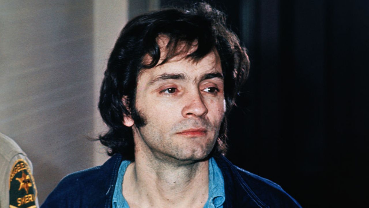 Presa por 56 anos, ex-seguidora de Charles Manson tem liberdade condicional recomendada