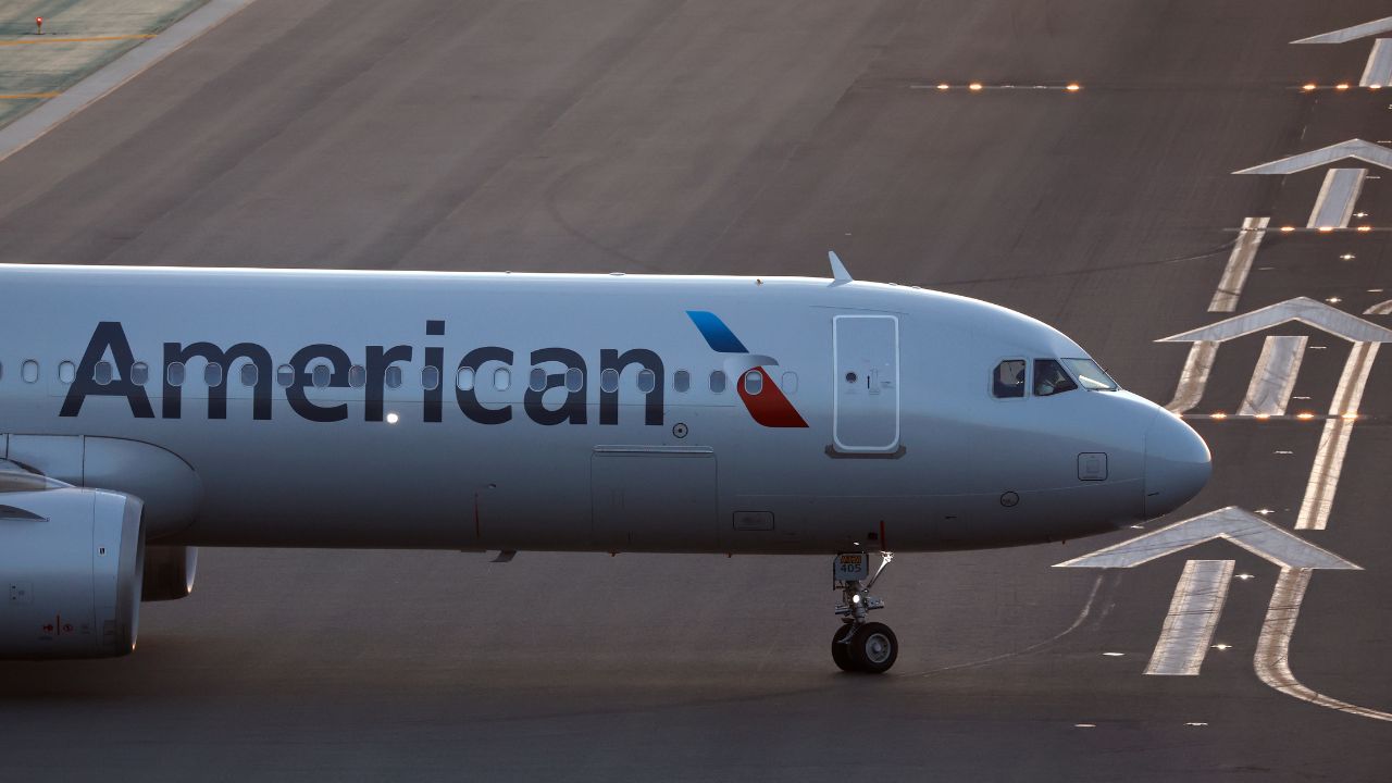 Avião retorna ao aeroporto após passageiro interpretar mensagem ‘RIP’ como ameaça