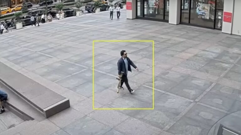 Homem invade prédio de luxo e mata quatro pessoas em Nova York