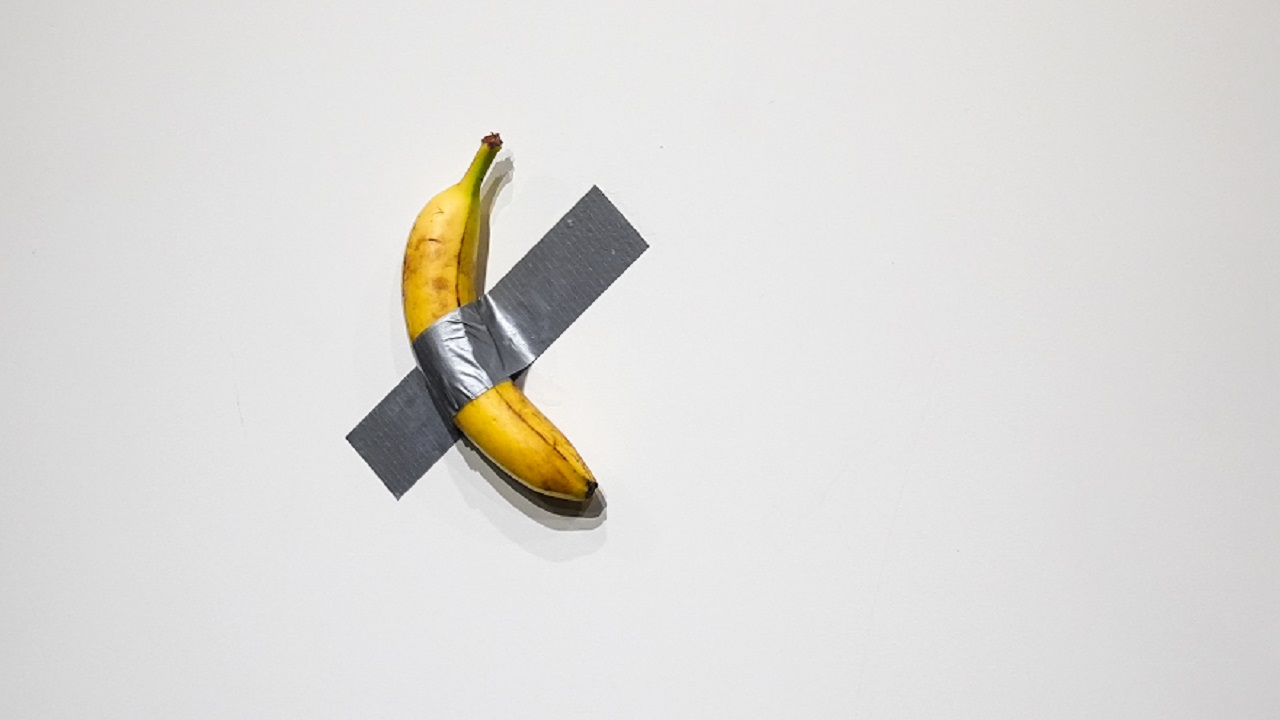 Banana de R$ 35 milhões é consumida em museu francês