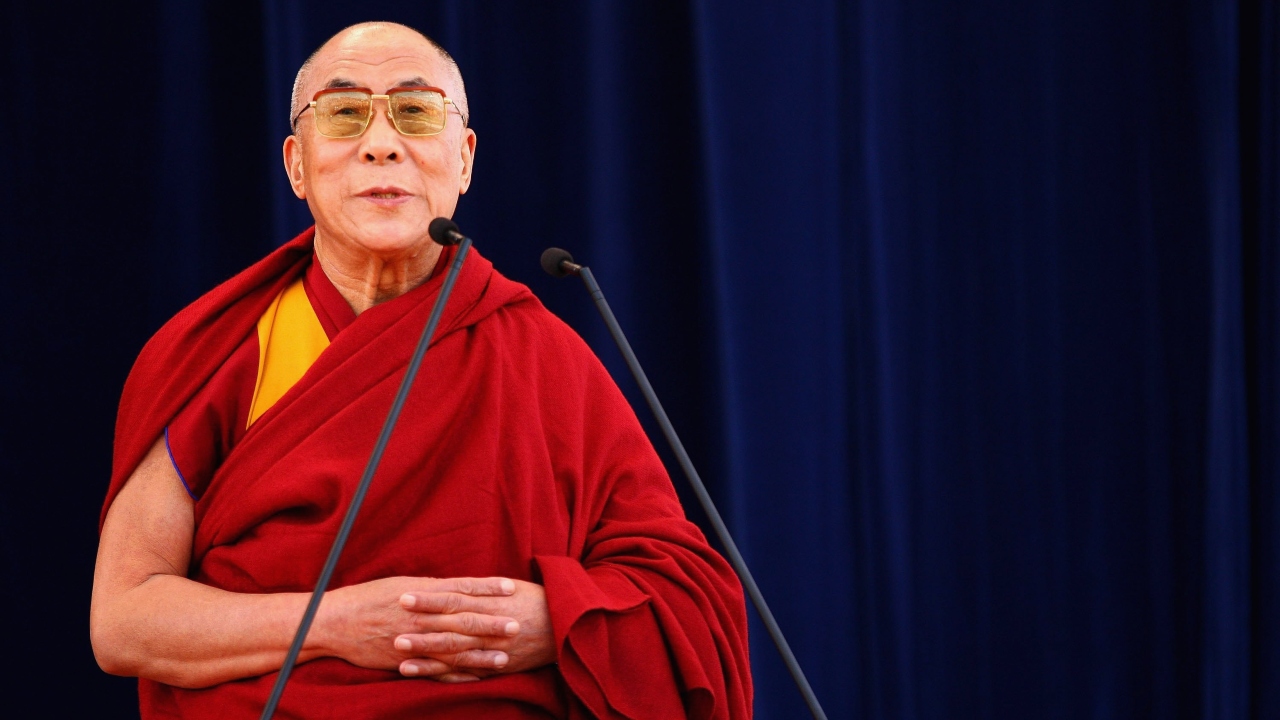 Dalai Lama anuncia que sucessor será buscado após sua morte