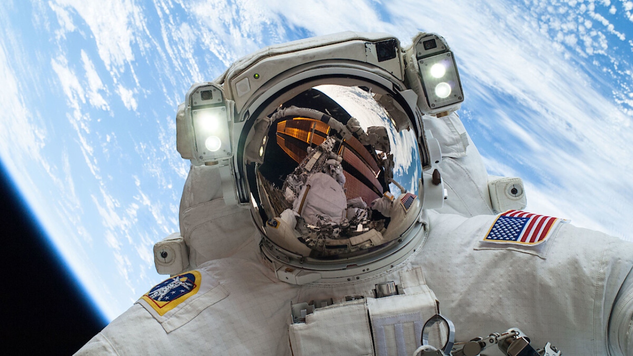 NASA transmitirá lançamentos e caminhadas espaciais ao vivo na Netflix