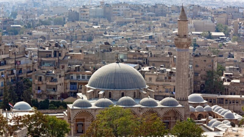 Aleppo retoma voos comerciais internacionais após 13 anos