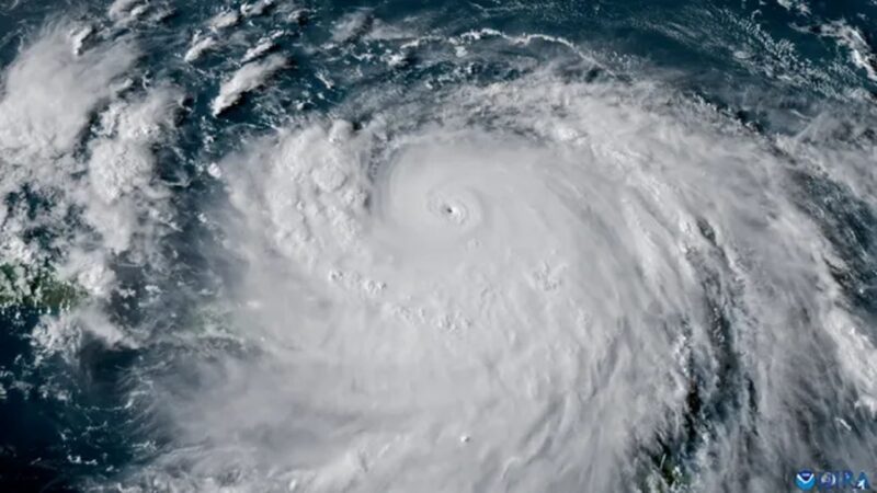 Furacão Erin gera alerta de inundações e ondas perigosas nos Estados Unidos
