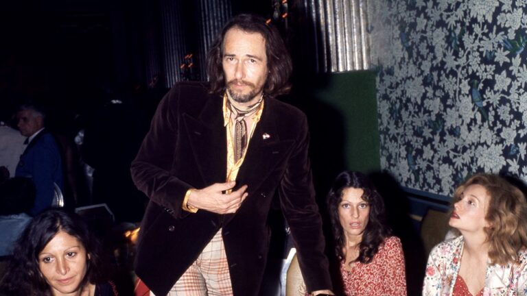 The Mamas and The Papas: A turbulenta e incestuosa vida de John Phillips