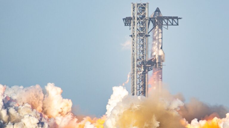 Starship, o maior foguete já construído, fará teste no próximo dia 24