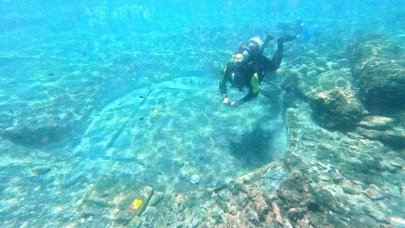 Banho romano submerso pode ter pertencido à antiga vila de Cícero