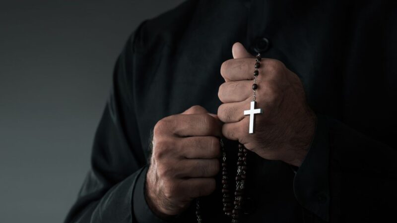 Polícia de SP aponta agressão de padre em suposto exorcismo