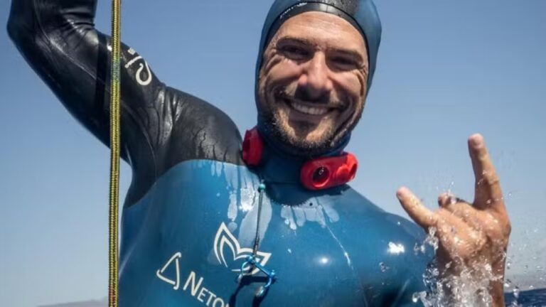 Mergulhador croata supera recorde de mais tempo sem respirar debaixo d’água