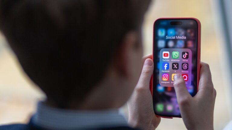 Três dias sem celular bastam para mudar o cérebro, diz estudo