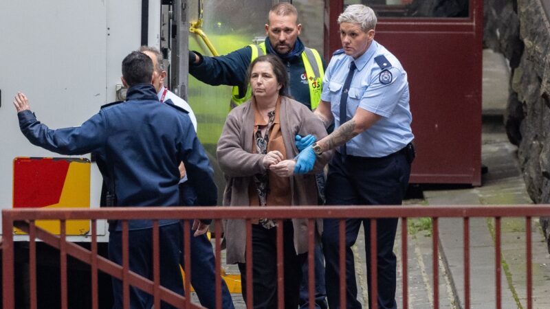 Erin Patterson é condenada à prisão perpétua sem liberdade condicional
