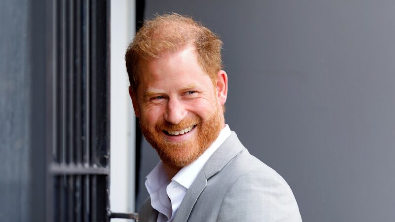 Harry dá continuidade em projeto de Diana contra o HIV