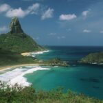 Mulher quebra proibição e dá à luz em Fernando de Noronha