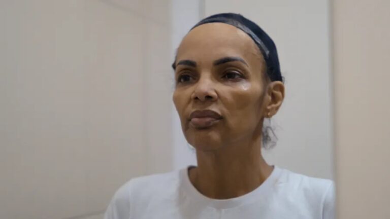Flordelis é levada a hospital penitenciário; defesa alega princípio de AVC