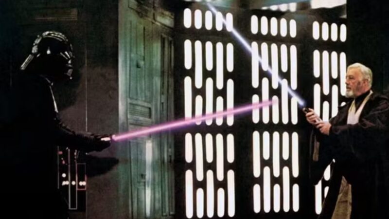 Sabre de Luz de Darth Vader é arrematado por 3,6 milhões em leilão em Los Angeles