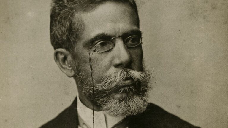 Sobrado em que viveu Machado de Assis no Rio enfrenta risco de colapso