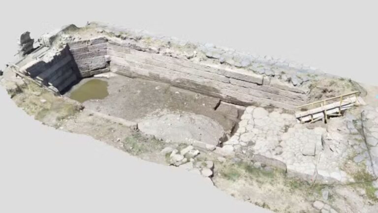 Piscina construída em 250 a.C. é encontrada em antiga cidade nos arredores de Roma