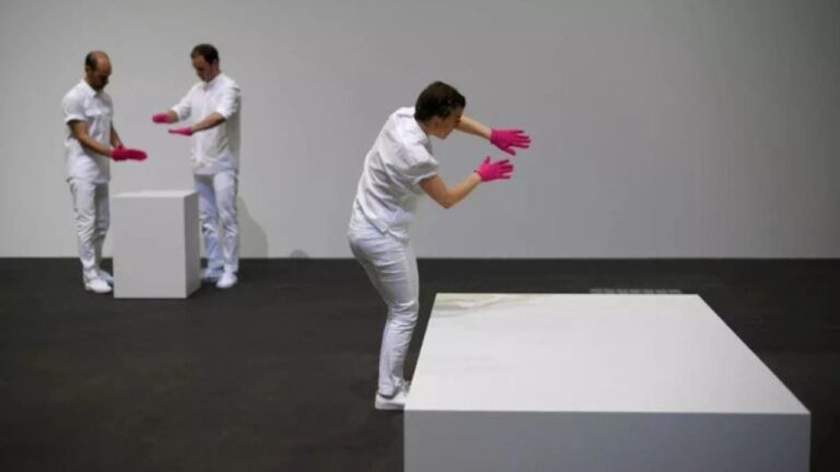 A obra de arte invisível que foi vendida por US$ 18 mil