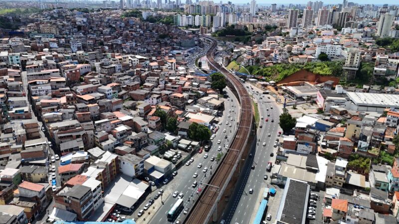 Desigualdade social pode afetar o cérebro das crianças, aponta estudo