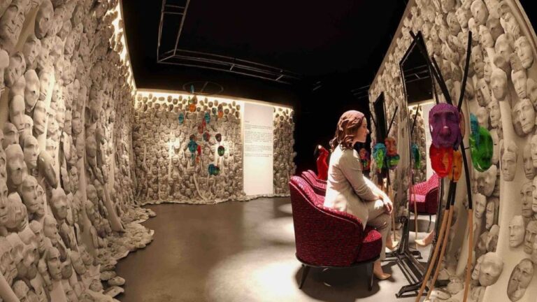 MIS inaugura exposição ‘A alma humana, você e o universo de Jung’
