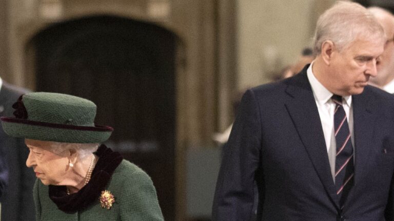 Rainha Elizabeth é culpada por escândalos do príncipe Andrew?