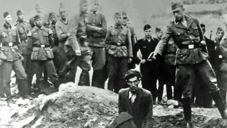O carrasco nazista identificado após 80 anos de foto terrível