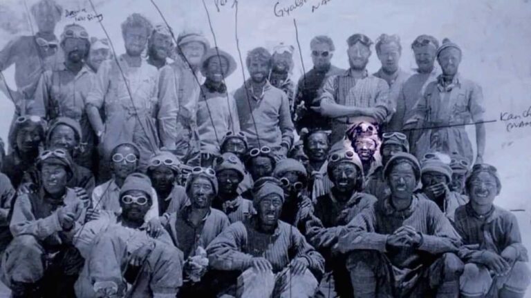 Morre o último sobrevivente da equipe que conquistou o Monte Everest pela 1ª vez, em 1953