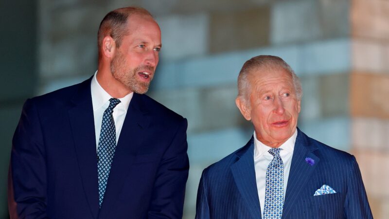 Príncipe William e Rei Charles III estariam sem se falar, diz site