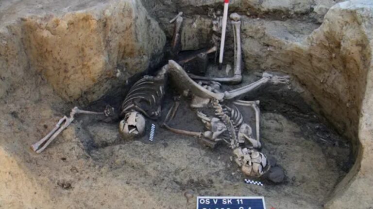 Esqueletos descobertos em poço na Croácia provavelmente pertenceram a soldados romanos
