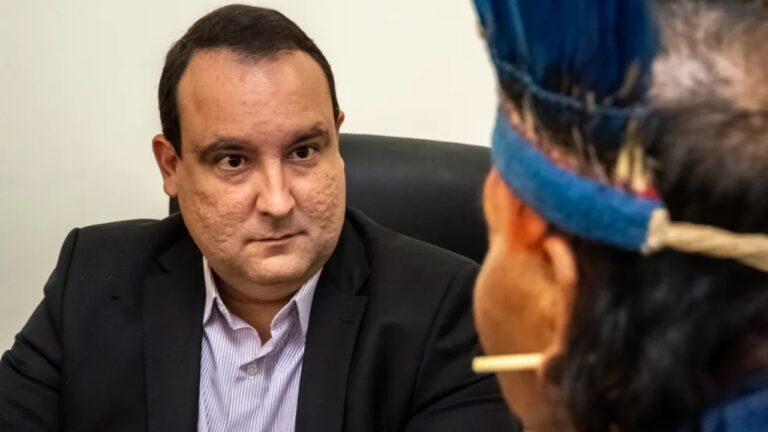 Ex-presidente da Funai é condenado por perseguir indígenas e servidores