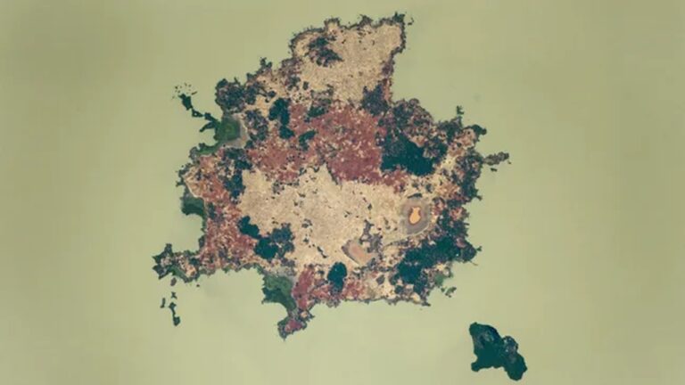 Par de ilhas sagradas guardam relíquias de uma terra antiga