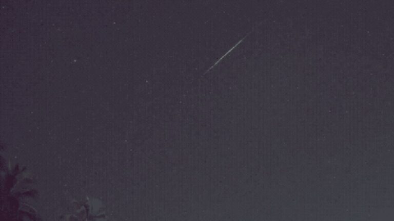Imagens mostram chuva de meteoros Leônidas em seu auge; confira!