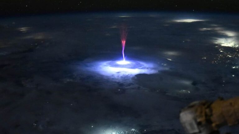 Fenômeno raro é visto no céu da Austrália