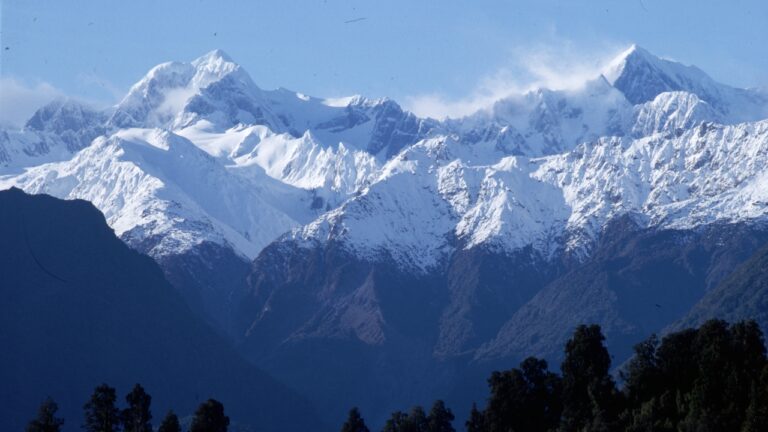 Dois alpinistas morrem após cair no Monte Aoraki, o mais alto da Nova Zelândia