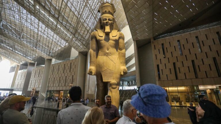 Egito receberá de volta escultura roubada durante a Primavera Árabe