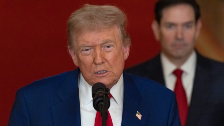 EUA podem negar visto a pessoas com obesidade e doenças crônicas, diz diretriz de Trump